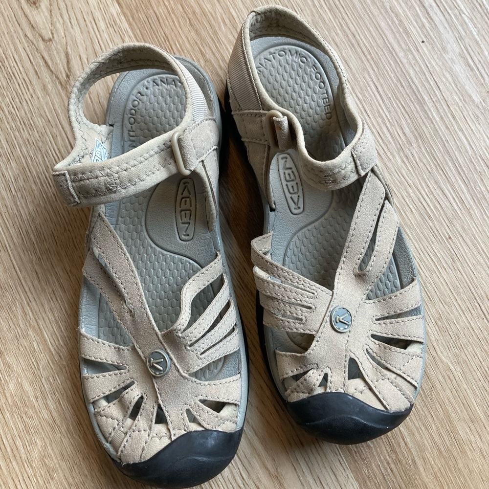 Keen Tan Closed-Toe Sandals
